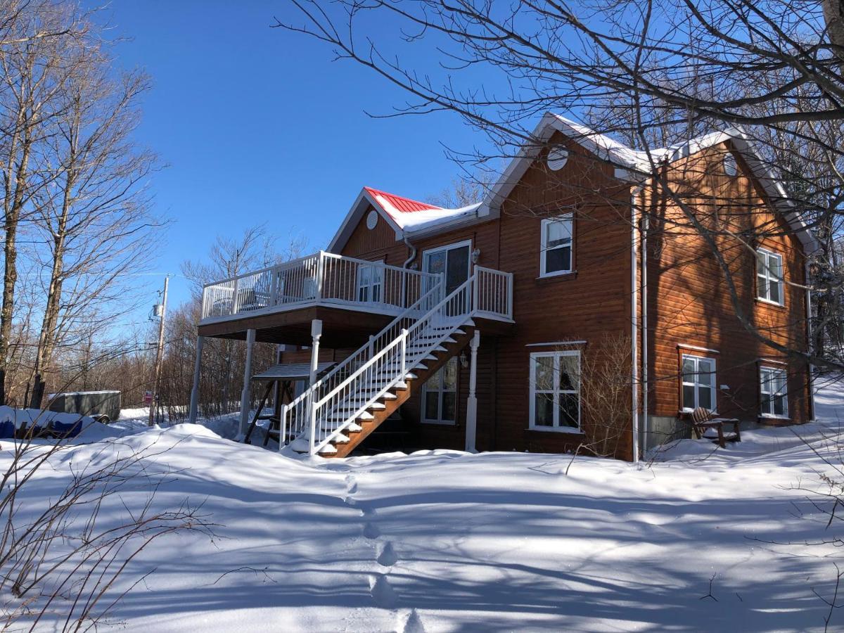 Domaine Des Montagnais Villa Notre-Dame-Des-Bois Dış mekan fotoğraf